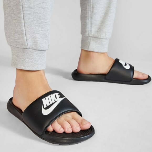 Nike Other - Men's Sz 8 Nike Slides